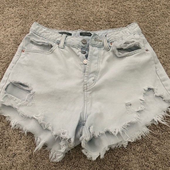 Wild Fable Distressed Light Blue Denim Shorts - Picture 1 of 8